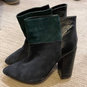 Chinese laundry healed booties